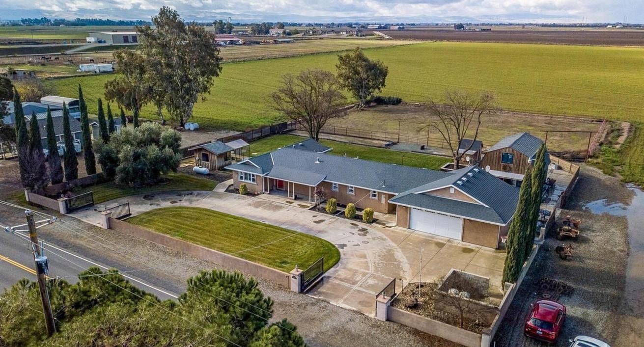 18393 Paradise Road in Tracy California